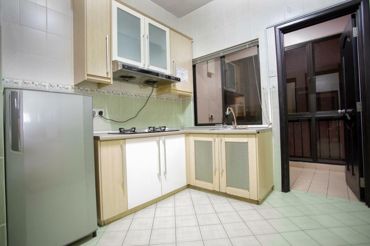 Marina Court Resort Kota Kinabalu-Stay And Get Cash Rebate Esterno foto
